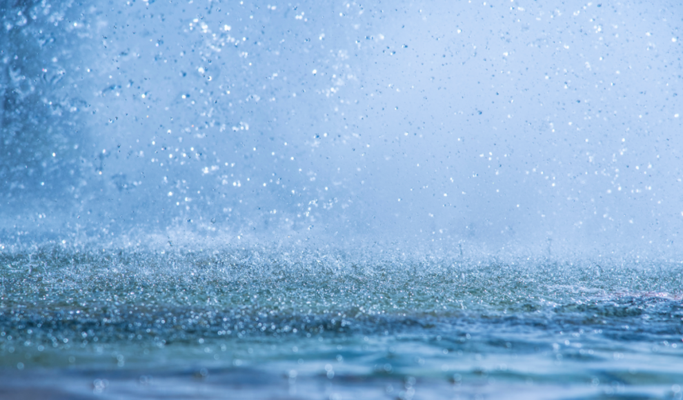 Extreme Regenfälle gefährden Gesundheit des Menschen