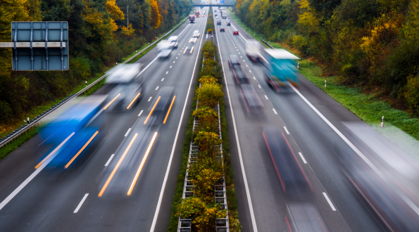 Wie viel CO₂ würde ein Tempolimit in Deutschland einsparen?